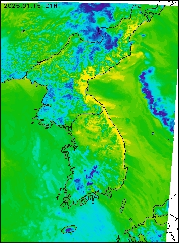 2025-01-15 21 : 00