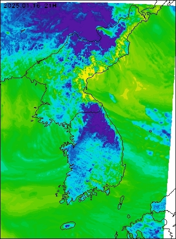 2025-01-16 21 : 00