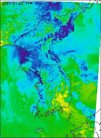 2025-01-20 17 : 00