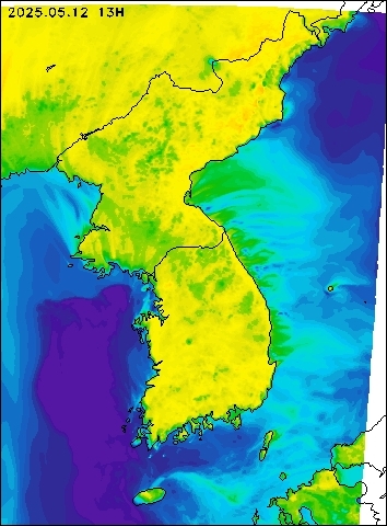 2025-05-12 13 : 00