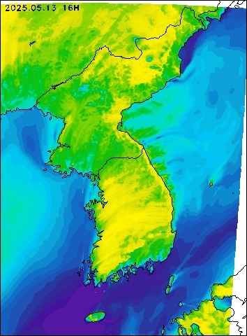2025-05-13 16 : 00