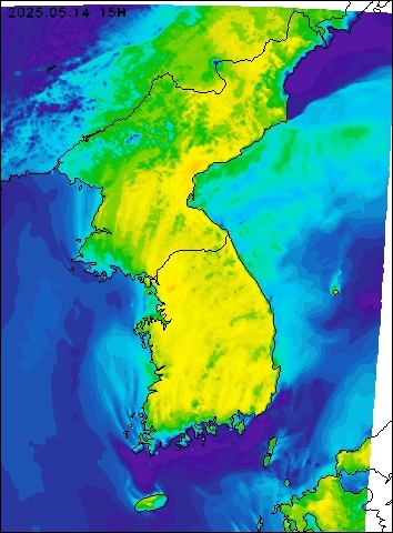 2025-05-14 15 : 00