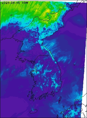 2025-05-16 19 : 00