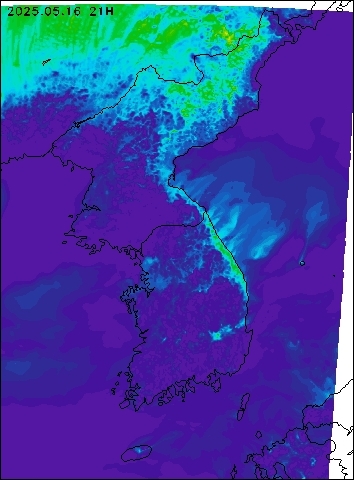 2025-05-16 21 : 00