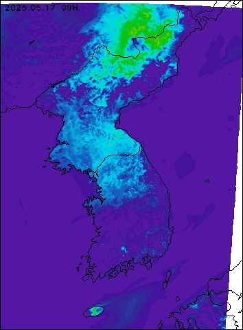 2025-05-17 09 : 00
