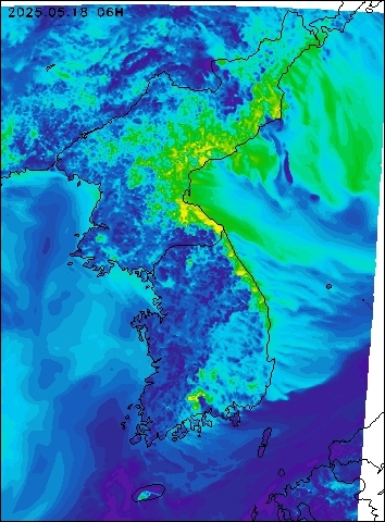 2025-05-18 06 : 00