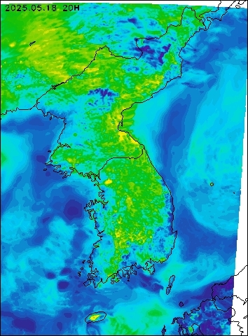 2025-05-18 20 : 00