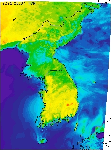 2025-06-07 17 : 00