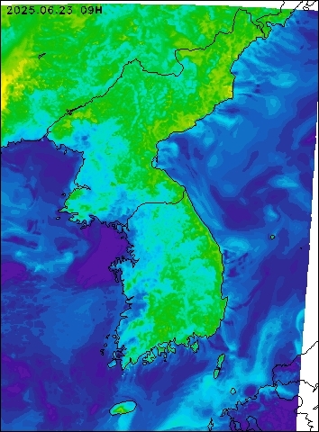 2025-06-23 09 : 00