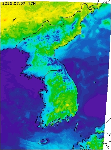 2025-07-07 17 : 00