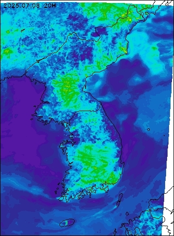 2025-07-08 20 : 00
