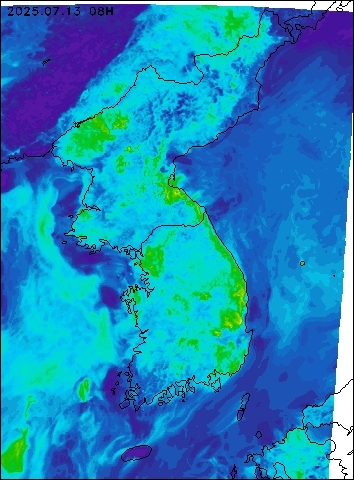 2025-07-13 08 : 00