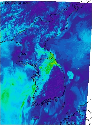 2025-07-14 03 : 00