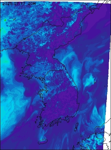 2025-07-17 20 : 00