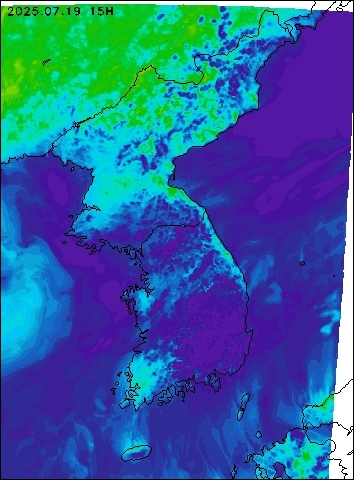 2025-07-19 15 : 00