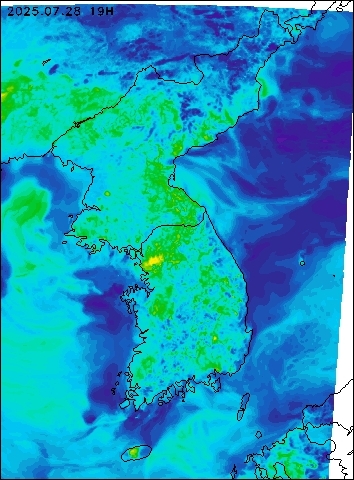 2025-07-28 19 : 00