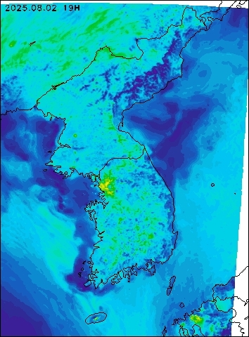 2025-08-02 19 : 00