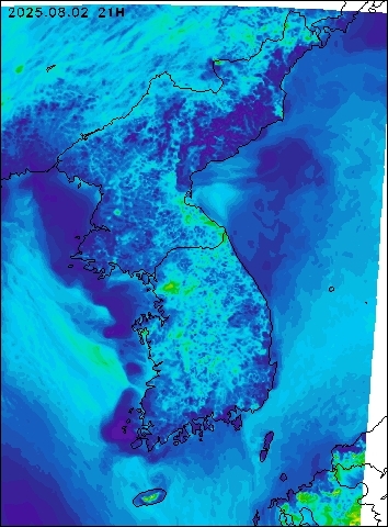 2025-08-02 21 : 00