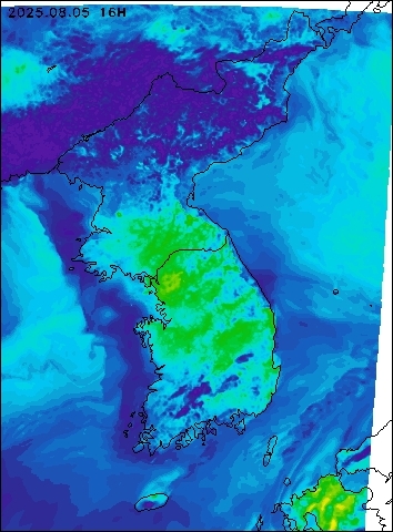 2025-08-05 16 : 00