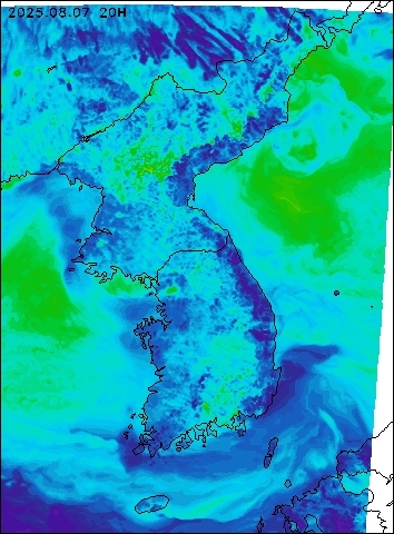 2025-08-07 20 : 00