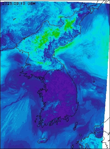 2025-08-13 08 : 00