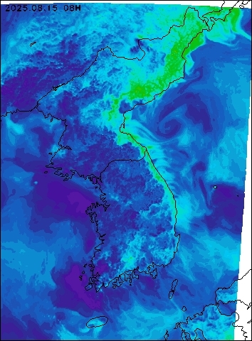 2025-08-15 08 : 00
