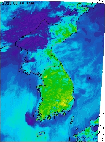 2025-08-16 15 : 00