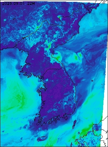 2025-09-01 22 : 00