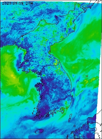 2025-09-09 21 : 00
