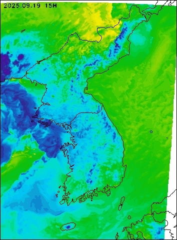 2025-09-19 15 : 00