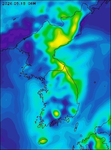 2026-05-18 06 : 00