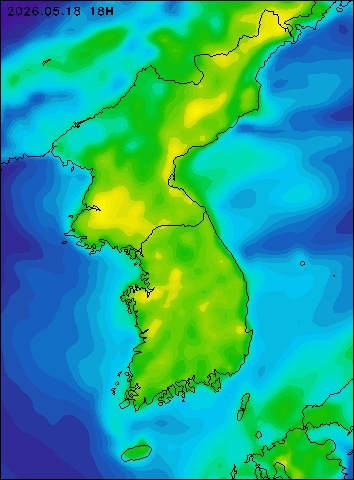 2026-05-18 18 : 00
