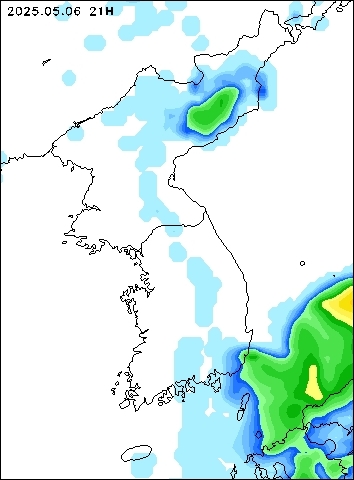 2025-05-06 21 : 00