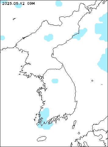 2025-05-12 09 : 00