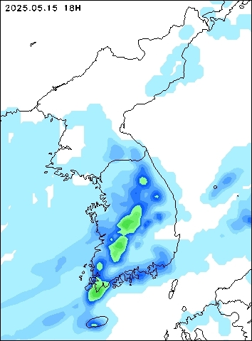 2025-05-15 18 : 00