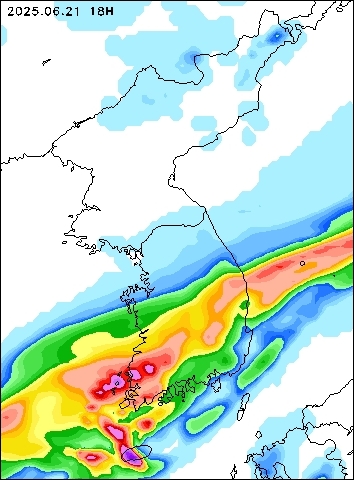 2025-06-21 18 : 00