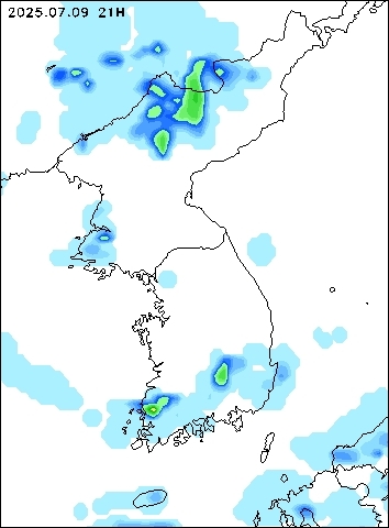 2025-07-09 21 : 00