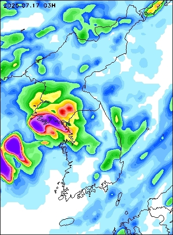 2025-07-17 03 : 00