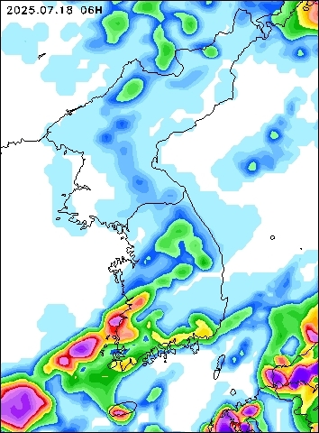 2025-07-18 06 : 00