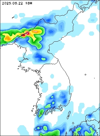 2025-08-22 18 : 00
