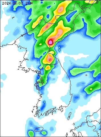 2026-06-07 21 : 00