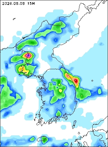 2026-08-08 15 : 00