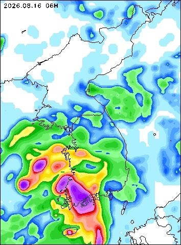 2026-08-16 06 : 00