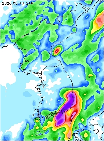 2026-08-16 21 : 00