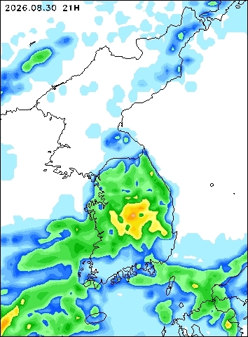 2026-08-30 21 : 00