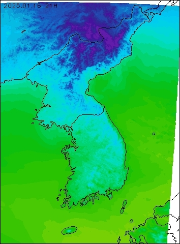 2025-01-16 21 : 00