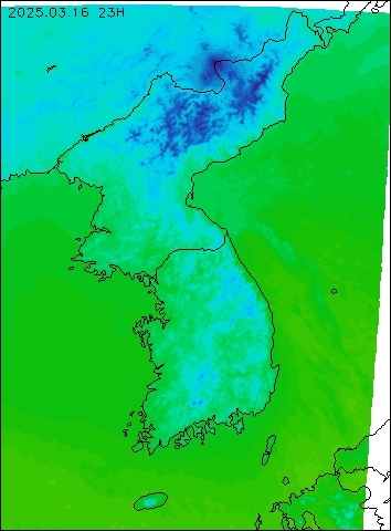 2025-03-16 23 : 00