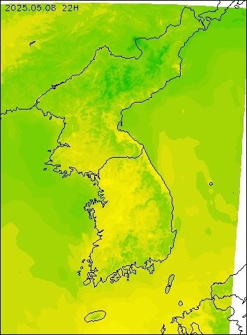 2025-05-08 22 : 00