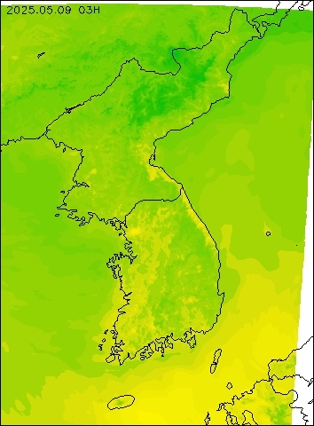 2025-05-09 03 : 00