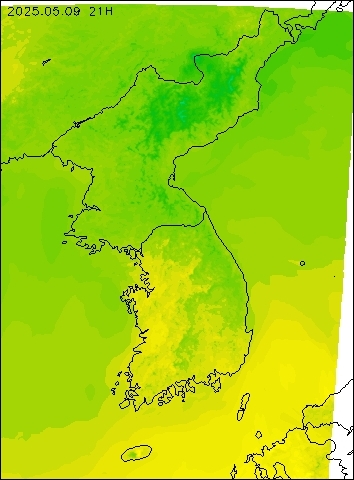 2025-05-09 21 : 00